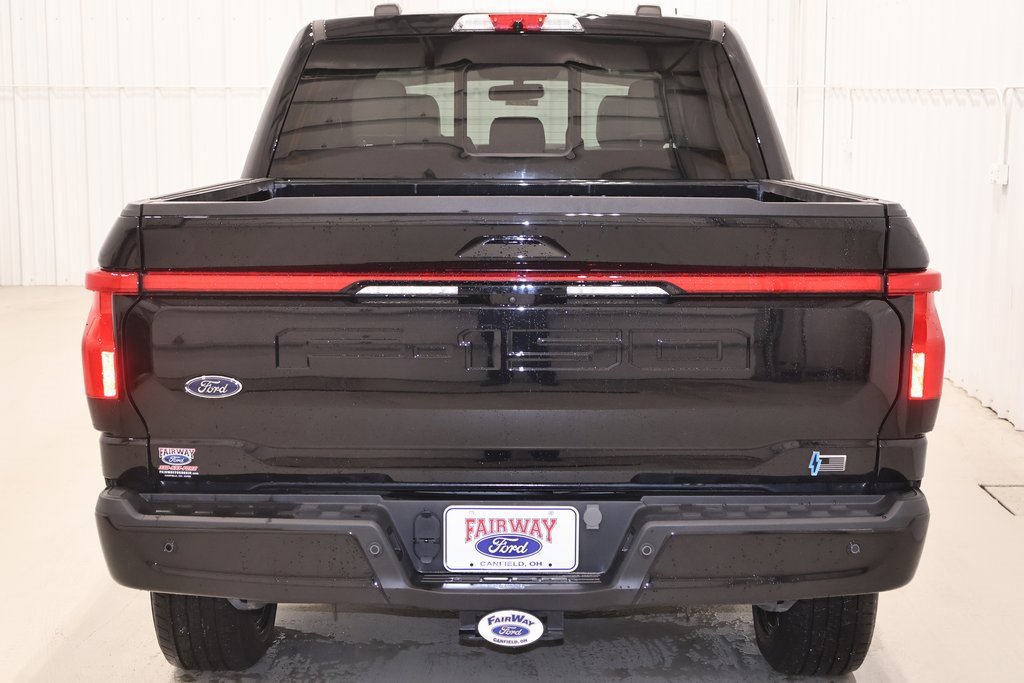 Certified 2023 Ford F150 Lightning Platinum image 5