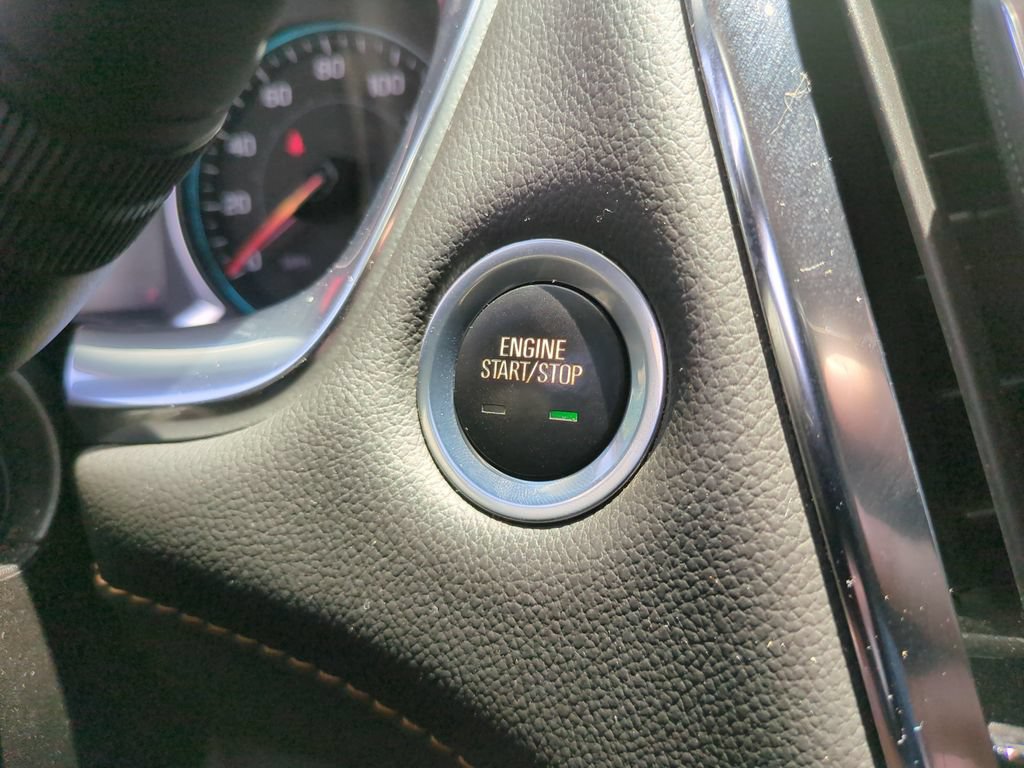 Used 2021 Chevrolet Traverse LT w/ LT Premium Package FWD image 26