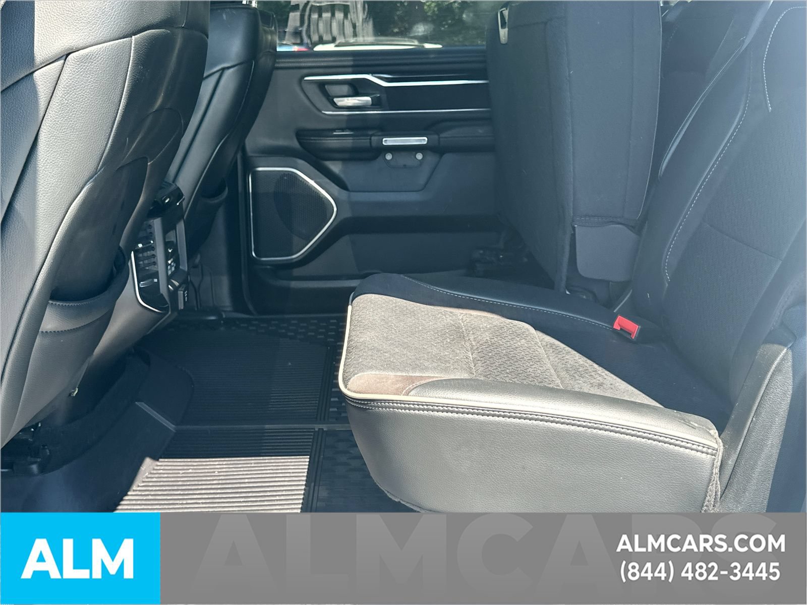 Used 2022 RAM 1500 Laramie w/ Sport Appearance Package AWD/4WD image 23
