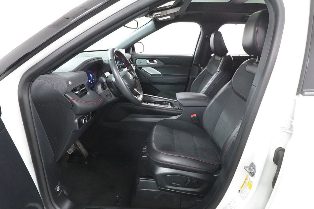 Certified 2025 Ford Explorer ST AWD/4WD image 26