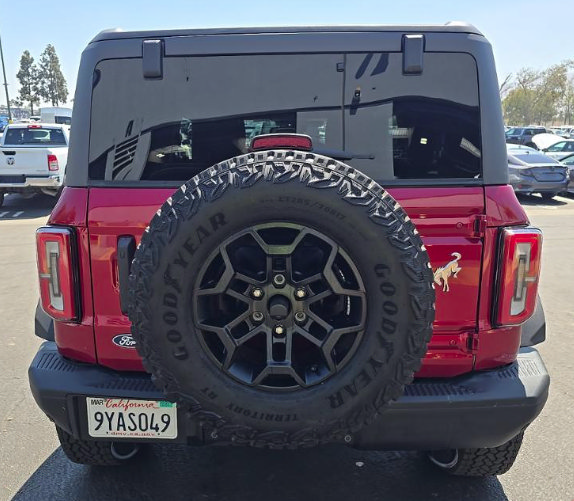 Certified 2026 Ford Bronco Badlands AWD/4WD image 5
