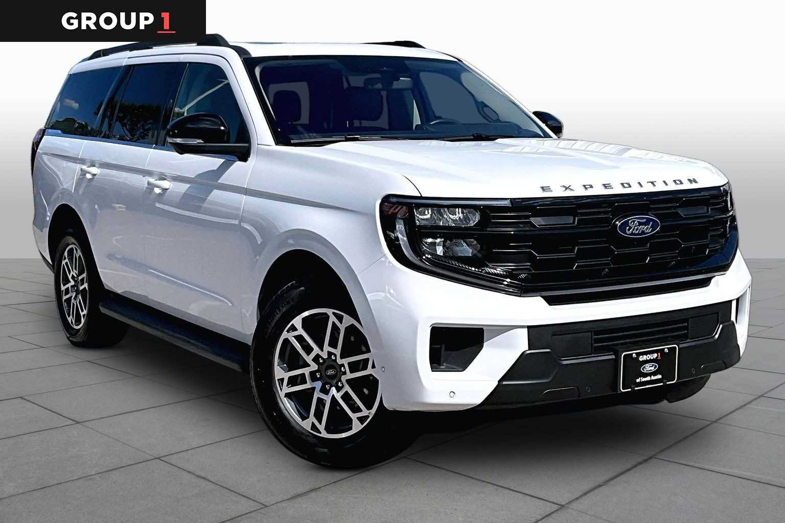 Certified 2025 Ford Expedition Active RWD image 1
