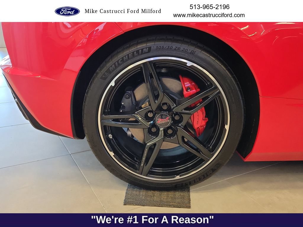 Used 2024 Chevrolet Corvette Stingray Coupe RWD image 4