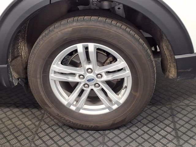 Certified 2023 Ford Explorer XLT w/ Equipment Group 202A AWD/4WD image 11