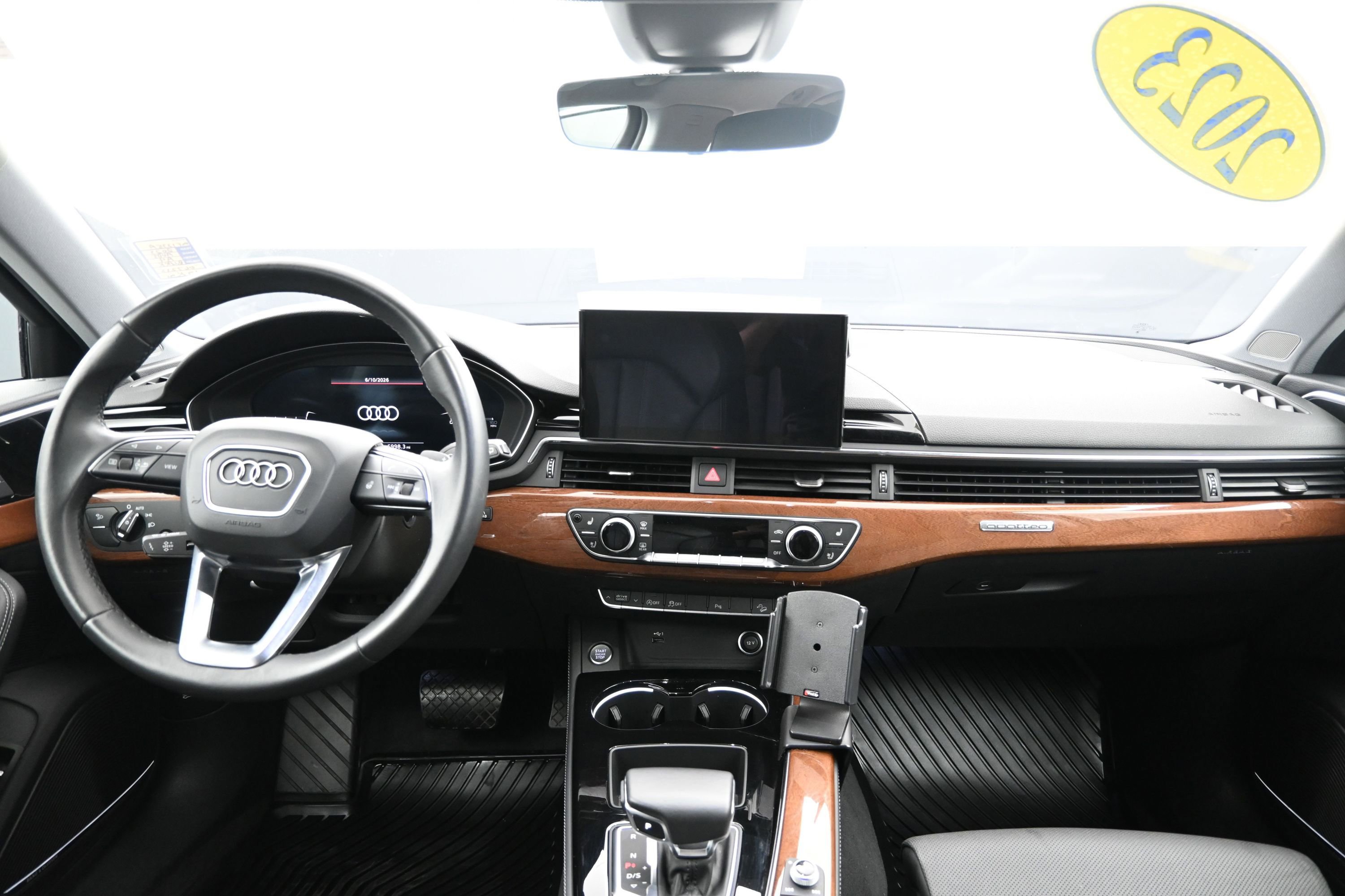 Used 2023 Audi A4 2.0T allroad Premium Plus w/ Premium Plus Package AWD/4WD image 19