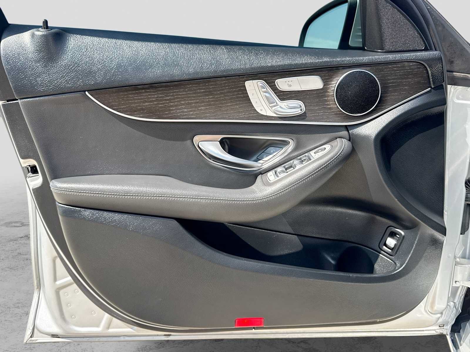 Used 2020 Mercedes-Benz C 300 Sedan image 30