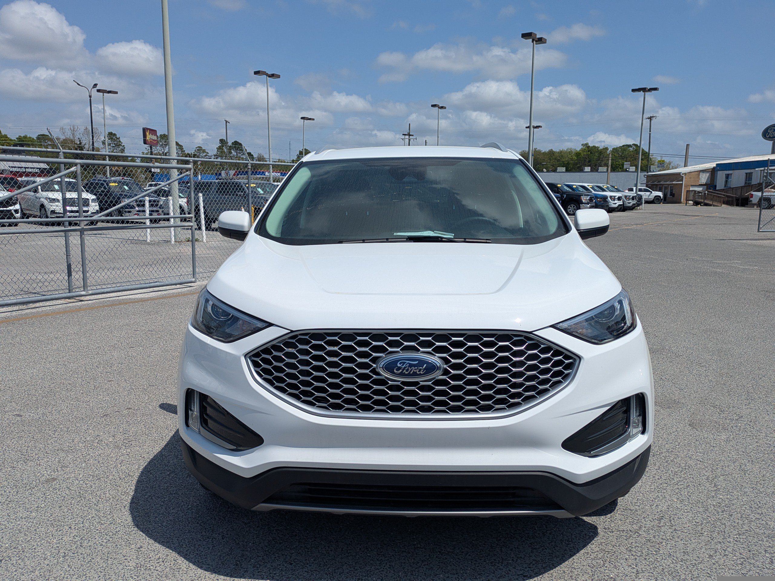 Certified 2024 Ford Edge SEL w/ Convenience Package AWD/4WD image 9