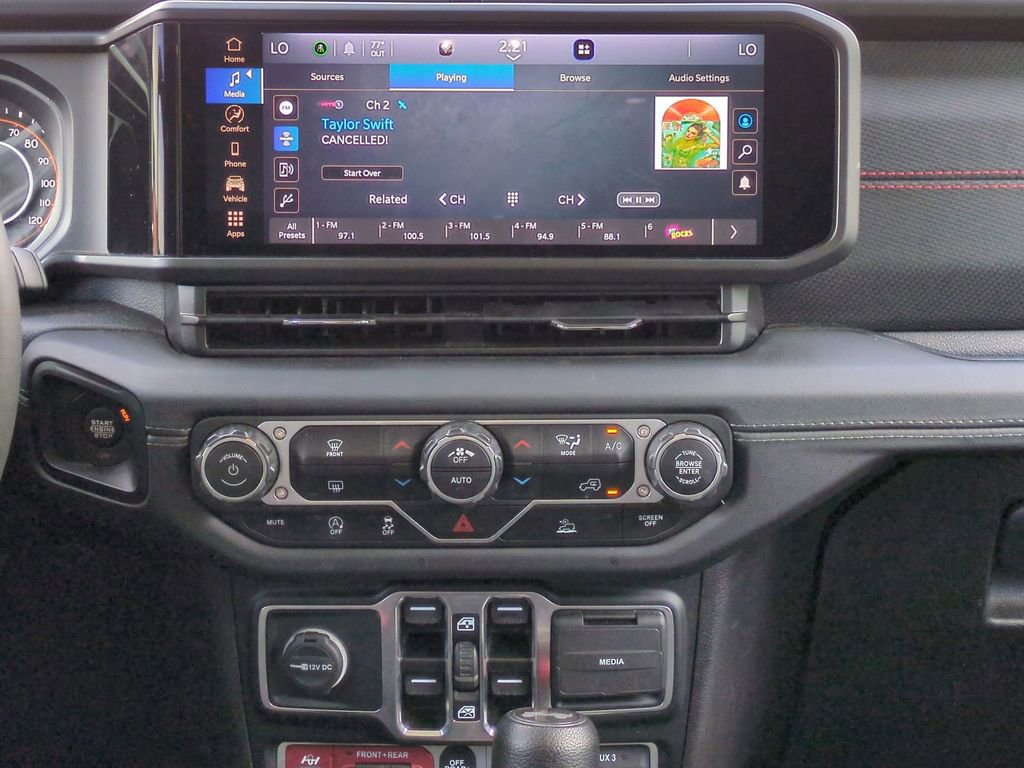 Used 2024 Jeep Wrangler Unlimited Rubicon image 23