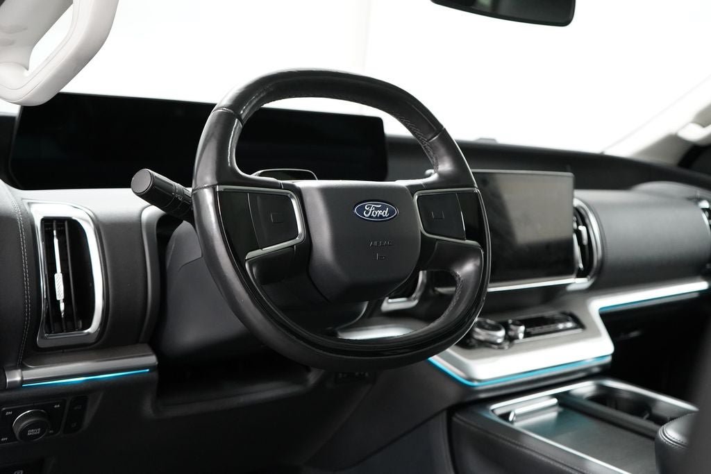 Certified 2025 Ford Expedition Max Platinum AWD/4WD image 23