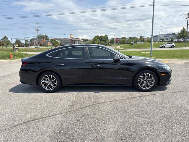Used 2023 Hyundai Sonata SEL w/ Convenience Package FWD image 4