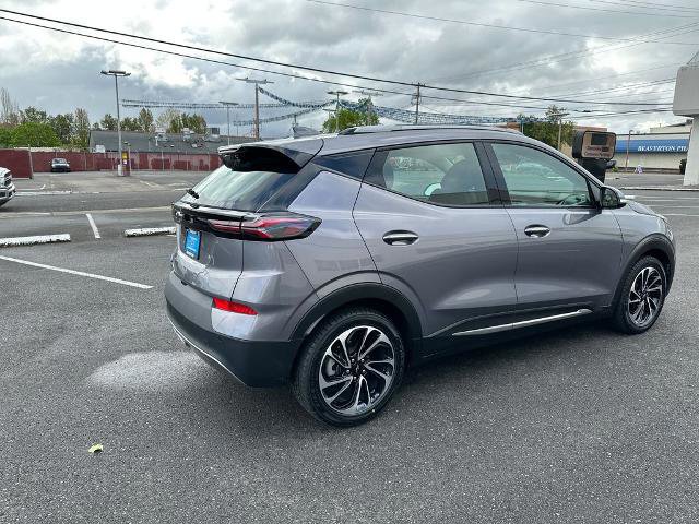 Used 2023 Chevrolet Bolt EUV Premier w/ Sun & Sound Package image 6