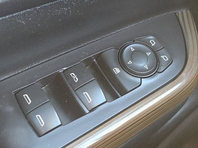 Used 2020 GMC Acadia SLE w/ Driver Convenience Package image 15