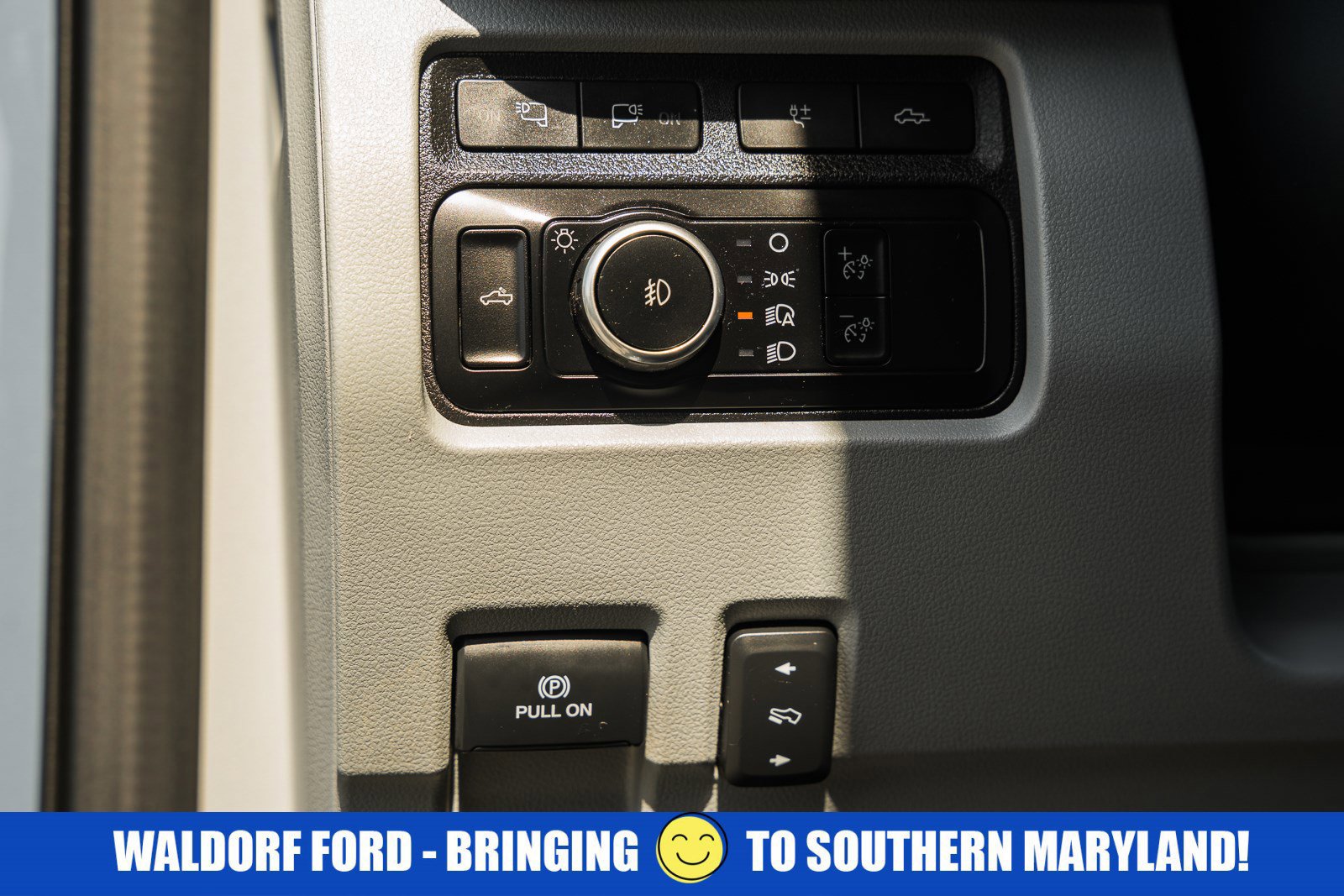 Certified 2023 Ford F450 Limited w/ FX4 Off-Road Package AWD/4WD image 54