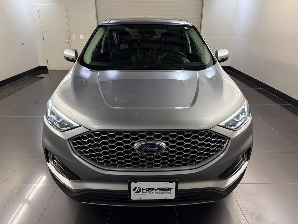 Certified 2023 Ford Edge SEL w/ Convenience Package AWD/4WD image 2