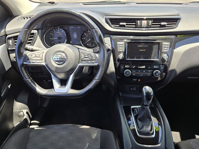 Used 2022 Nissan Rogue Sport SV FWD image 11