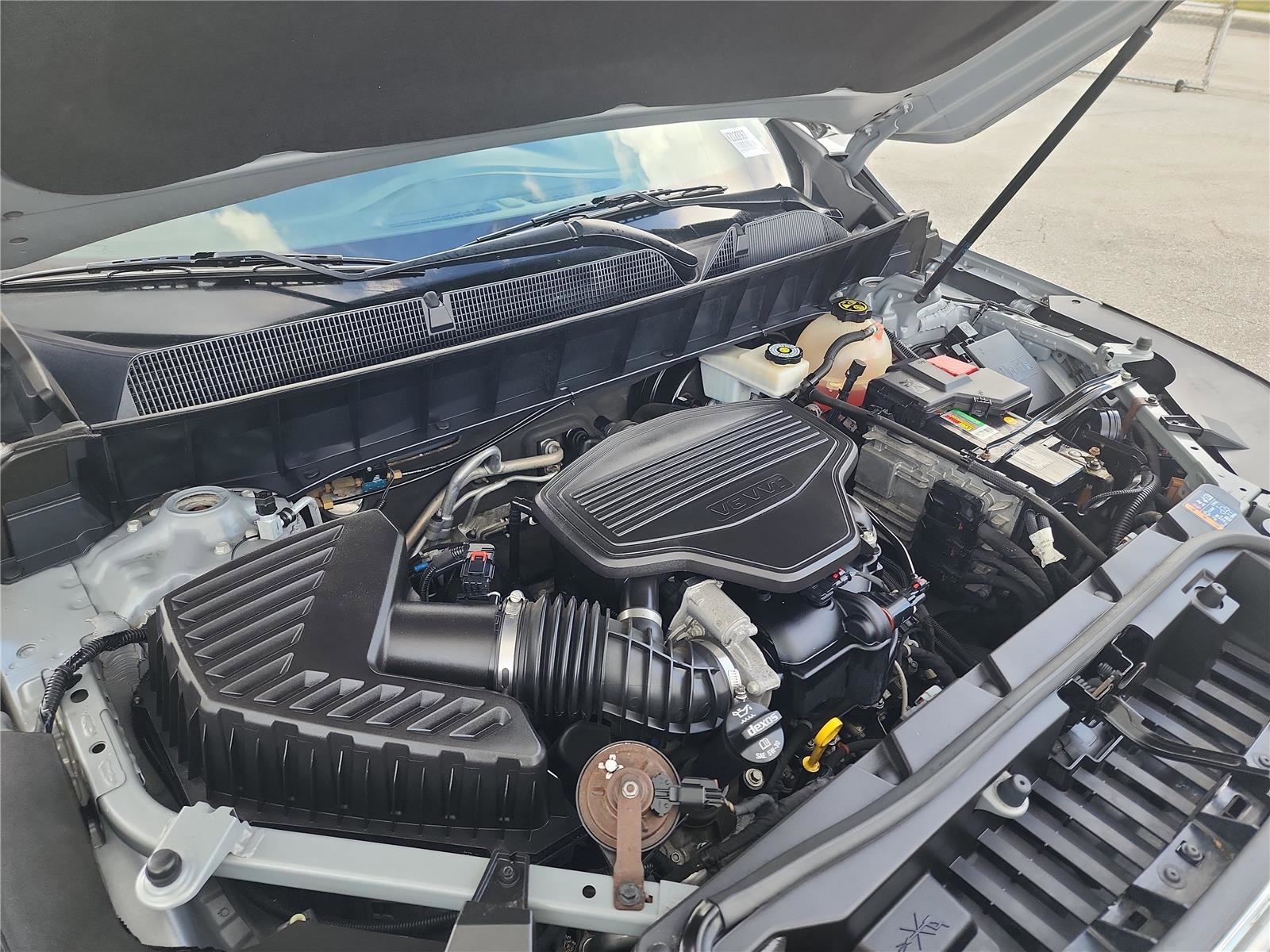 Used 2019 GMC Acadia SLT image 13