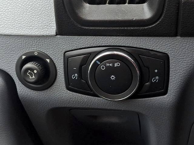 Certified 2019 Ford Transit 250 130 Low Roof RWD image 24