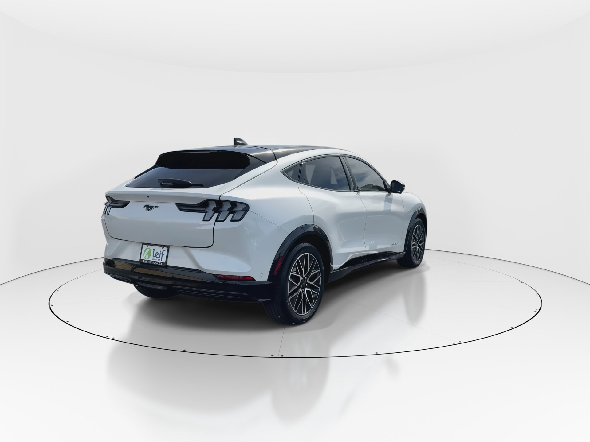 Certified 2024 Ford Mustang Mach-E Premium image 8