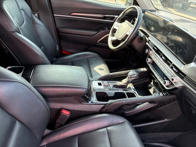 Used 2025 Kia Telluride S FWD image 55