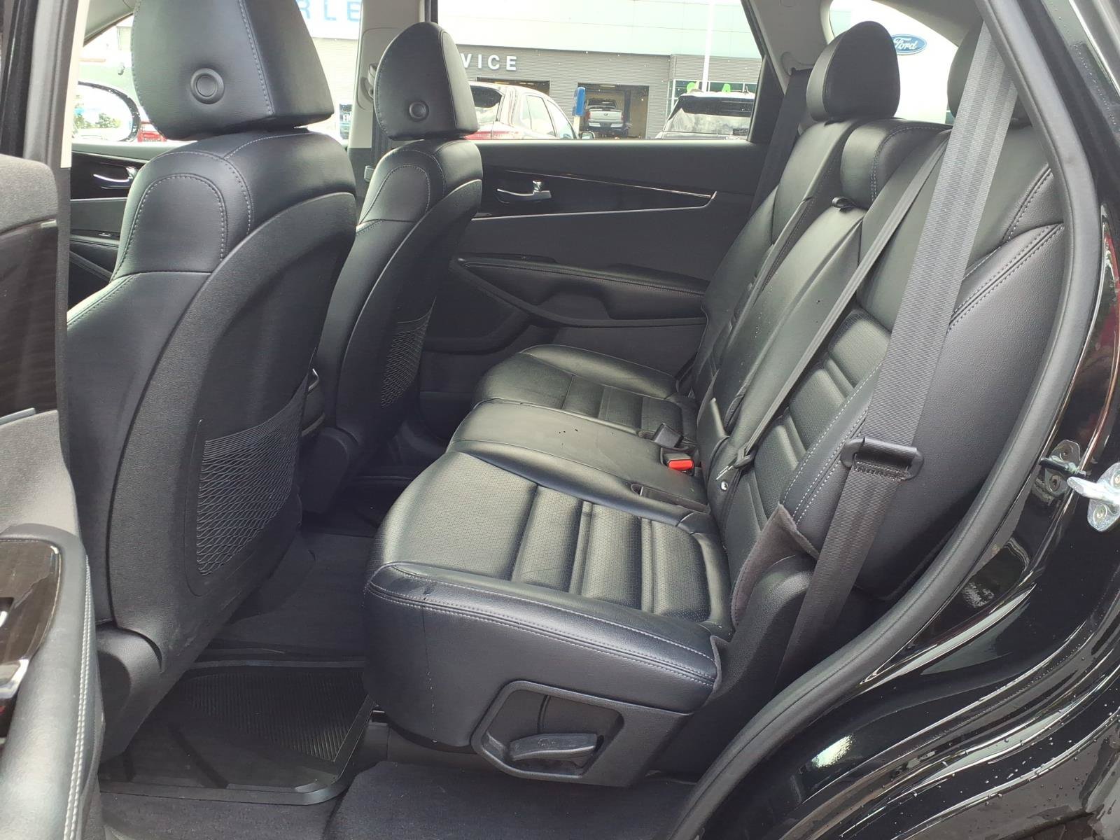 Used 2019 Kia Sorento EX FWD image 4