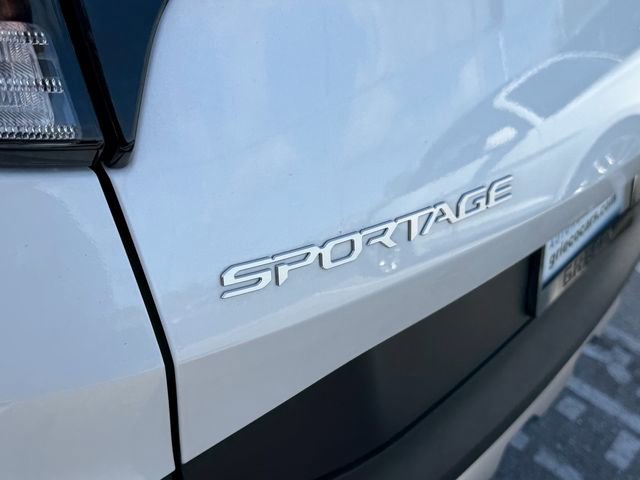 Used 2024 Kia Sportage EX w/ EX Premium Package AWD/4WD image 9