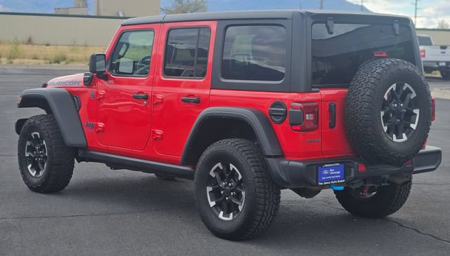 Used 2024 Jeep Wrangler Unlimited Rubicon 4xe AWD/4WD image 3