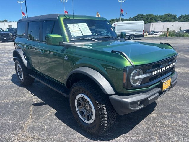 Certified 2023 Ford Bronco Outer Banks w/ Sasquatch Package AWD/4WD image 5