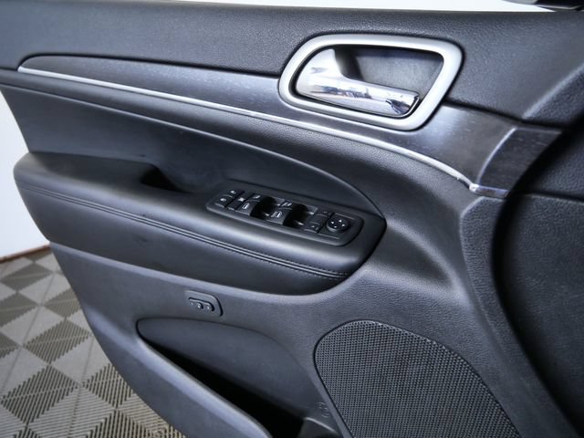 Used 2018 Jeep Grand Cherokee Limited w/ Trailer Tow Group IV AWD/4WD image 26