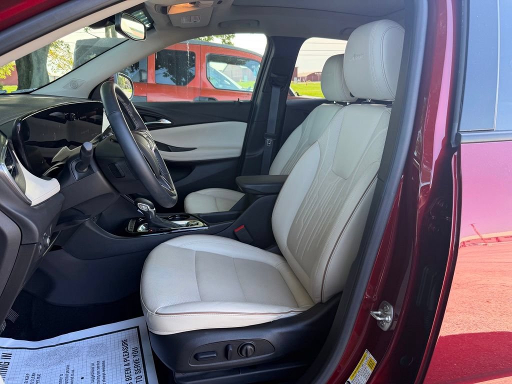 Used 2024 Buick Encore GX Avenir w/ Avenir Convenience Package AWD/4WD image 11