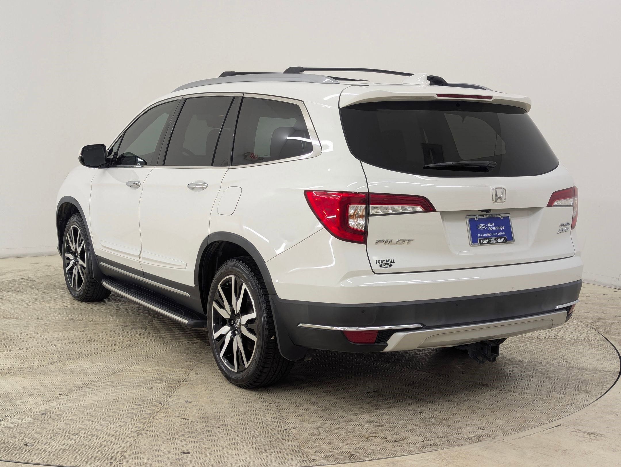 Used 2022 Honda Pilot Touring image 3