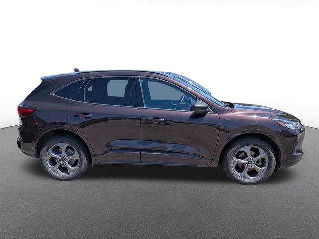 Certified 2023 Ford Escape ST-Line w/ Tech Pack #1 AWD/4WD image 6
