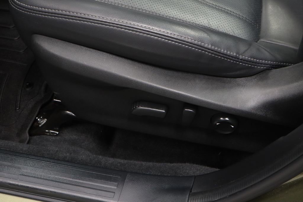 Used 2024 Subaru Forester Limited image 25