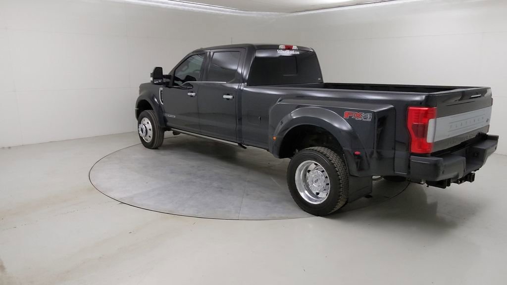 Certified 2019 Ford F450 Platinum w/ Platinum Ultimate Package image 18
