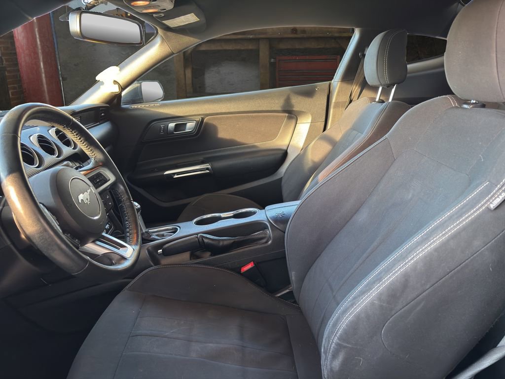 Certified 2020 Ford Mustang Coupe RWD image 19