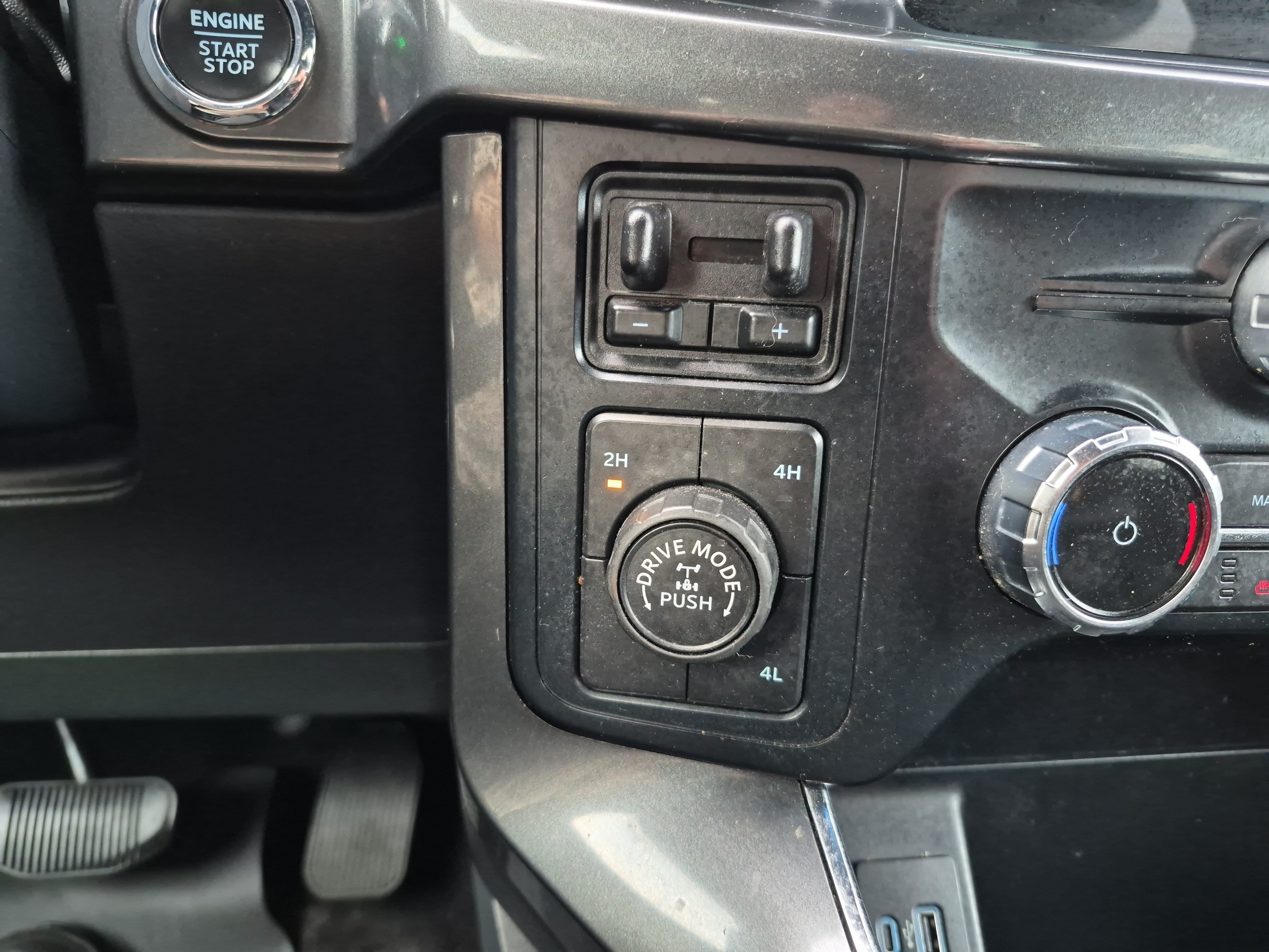 Certified 2022 Ford F150 XLT w/ Equipment Group 302A High AWD/4WD image 32