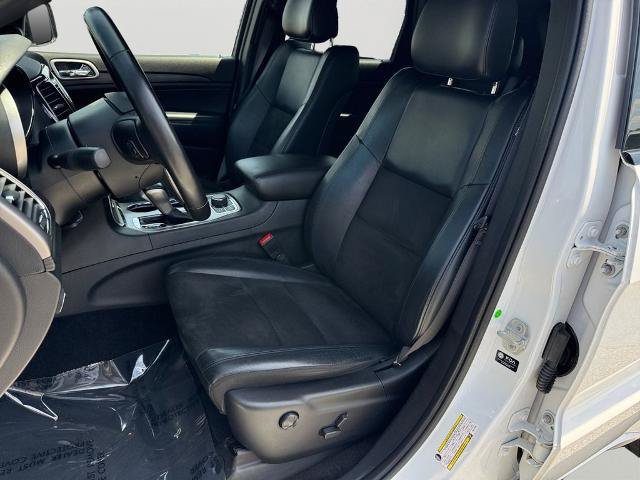 Used 2022 Jeep Grand Cherokee Laredo X AWD/4WD image 14