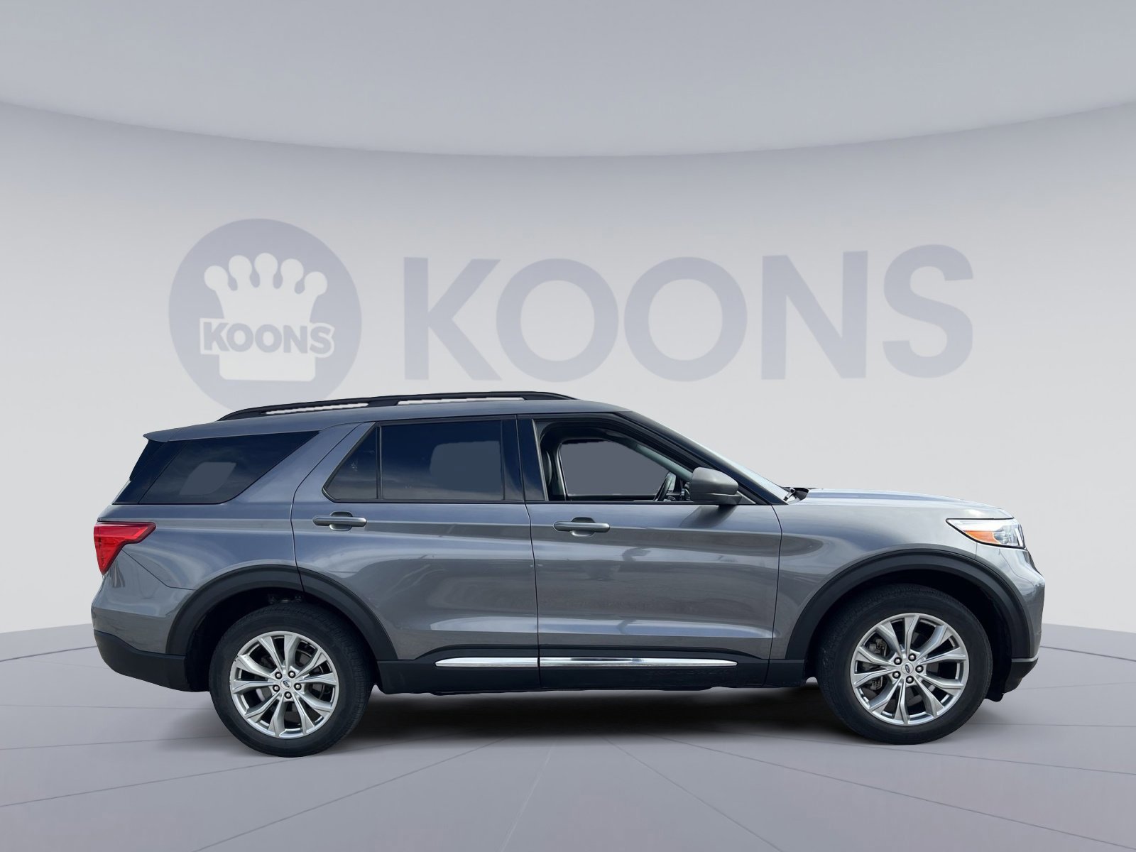 Certified 2023 Ford Explorer XLT w/ Equipment Group 202A image 2