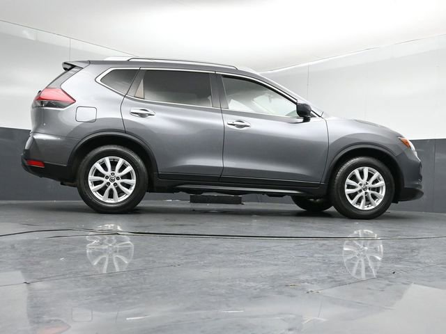 Used 2020 Nissan Rogue SV FWD image 41