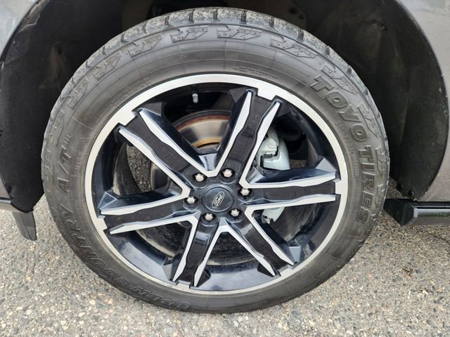 Certified 2019 Ford Expedition Limited w/ Equipment Group 303A AWD/4WD image 20