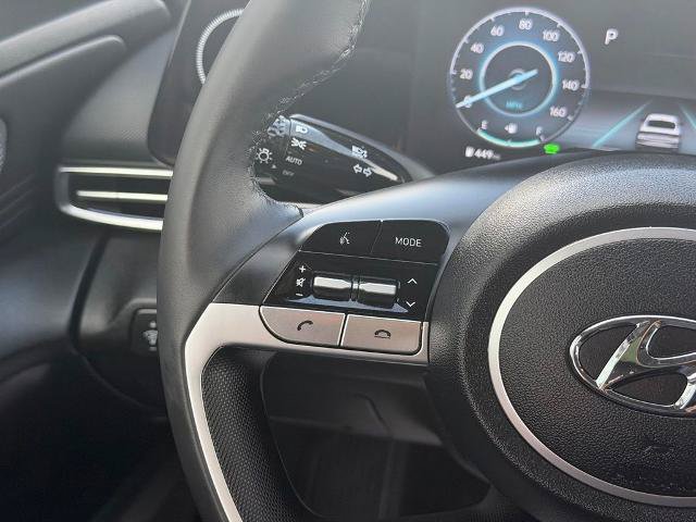 Used 2023 Hyundai Elantra Limited FWD image 16