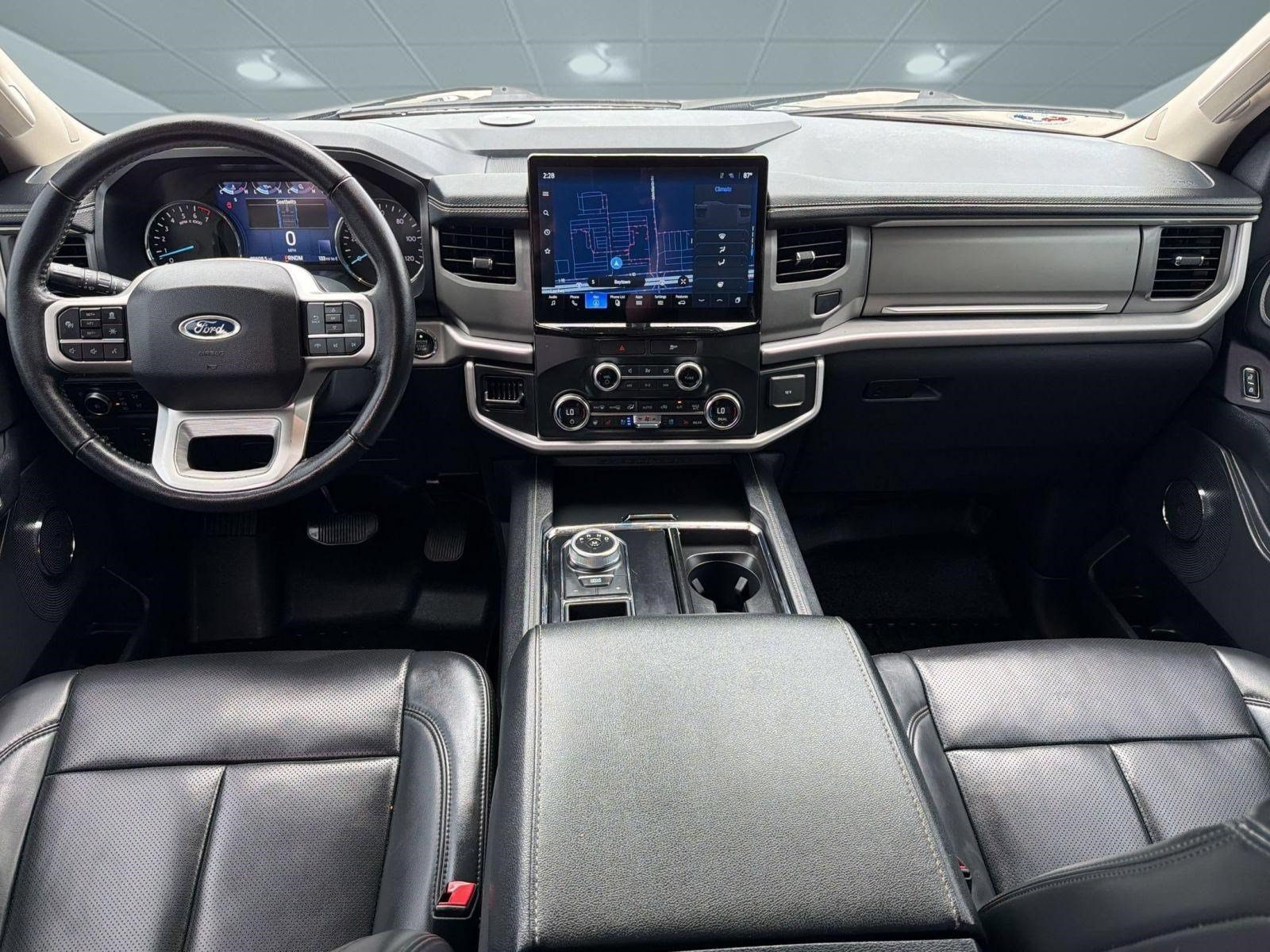 Certified 2022 Ford Expedition XLT RWD image 15
