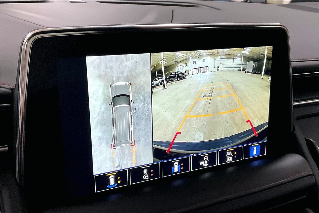 Used 2022 Chevrolet Tahoe RST w/ Sport Performance Package AWD/4WD image 20