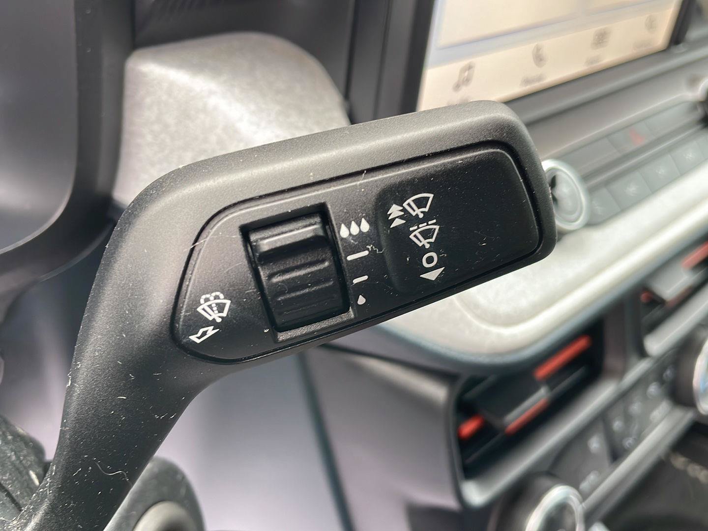 Certified 2022 Ford Maverick XLT FWD image 17