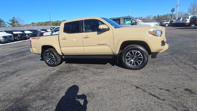 Used 2020 Toyota Tacoma TRD Sport w/ Technology Package image 7