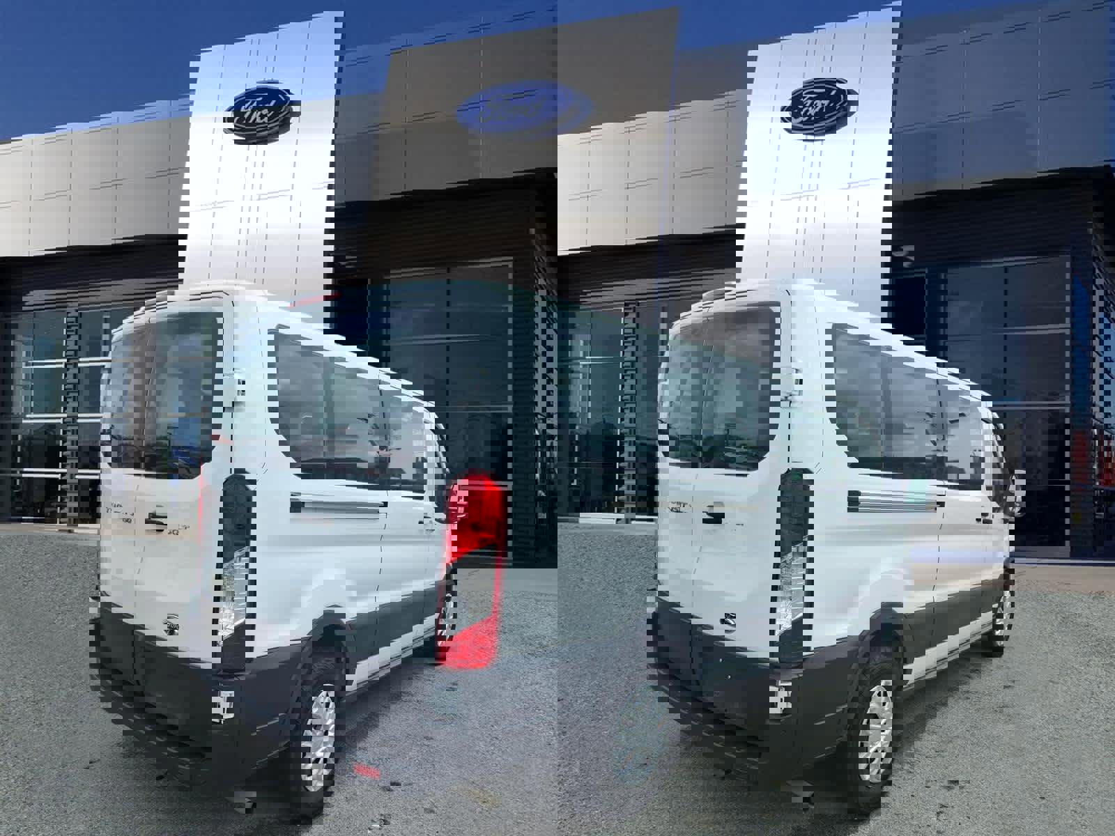 Certified 2023 Ford Transit 350 XLT image 3
