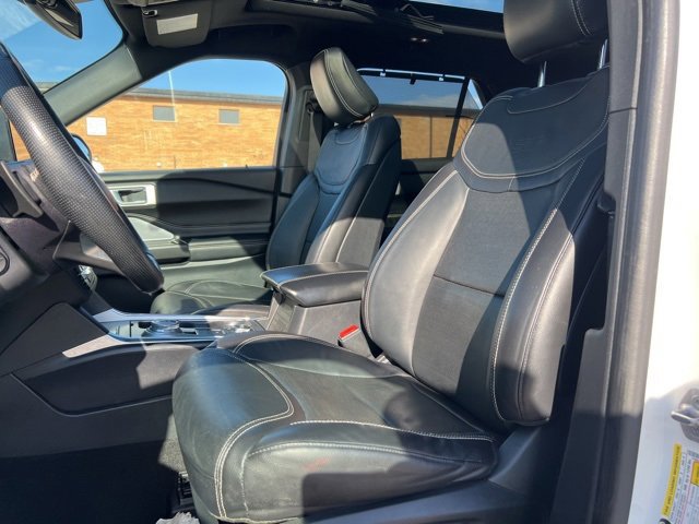 Certified 2020 Ford Explorer ST w/ ST Street Pack image 22