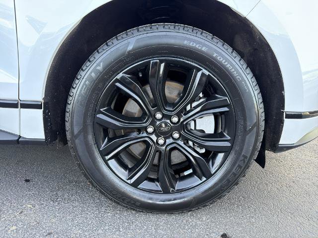 Certified 2023 Ford Edge SE w/ Black Appearance Package AWD/4WD image 6