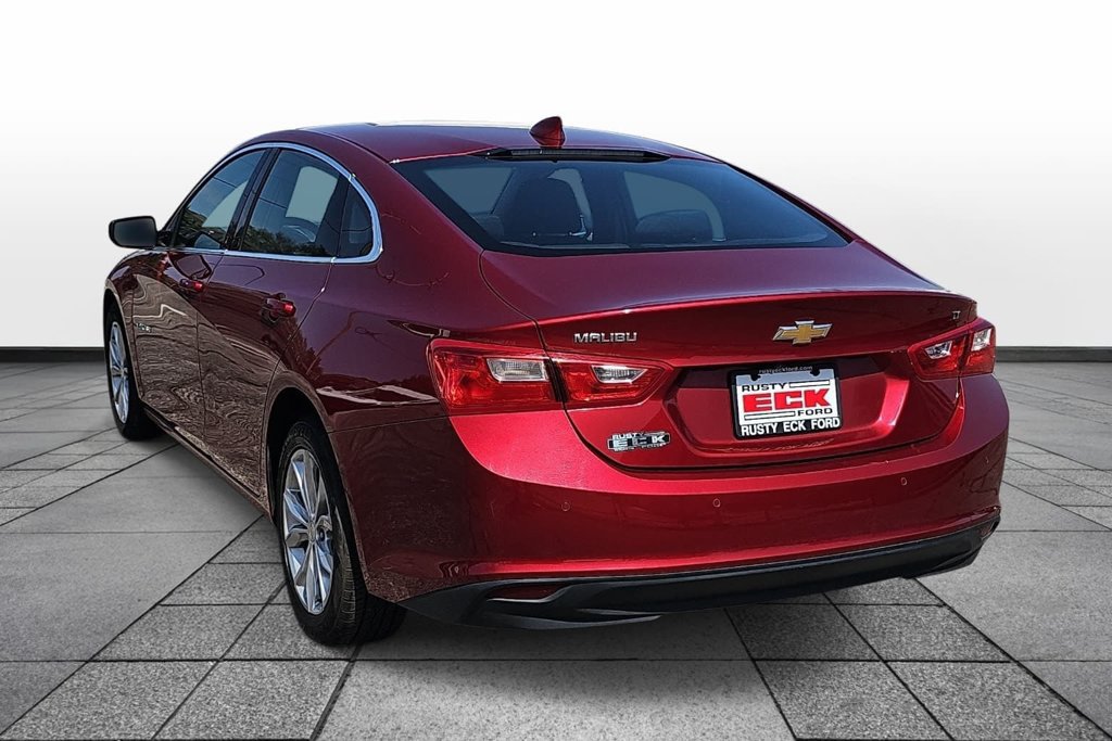 Used 2025 Chevrolet Malibu LT FWD image 7