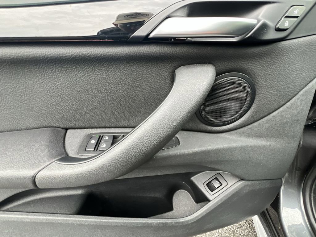 Used 2019 BMW X1 xDrive28i w/ Convenience Package image 15