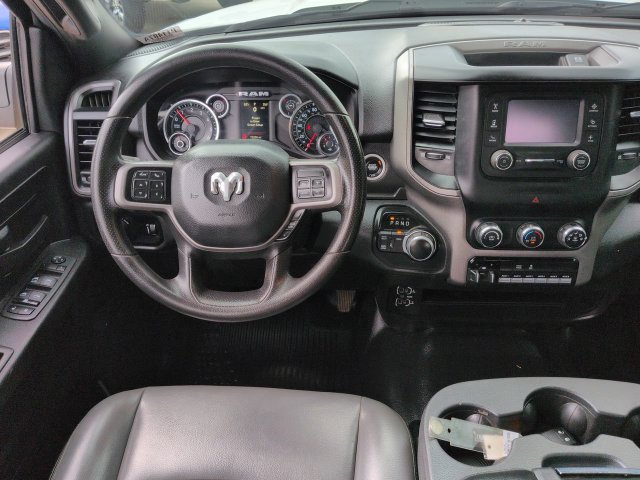 Used 2022 RAM 2500 Tradesman w/ Chrome Appearance Group AWD/4WD image 18